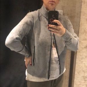 Lululemon Grey Zipper Sweatshirt Sz 12